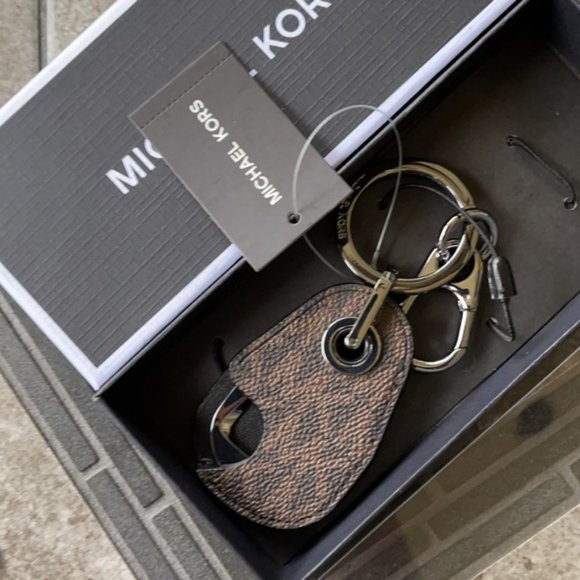 Harrison Signature Logo Bottle Opener Key Fob Brown/Black - Picture 5 of 9